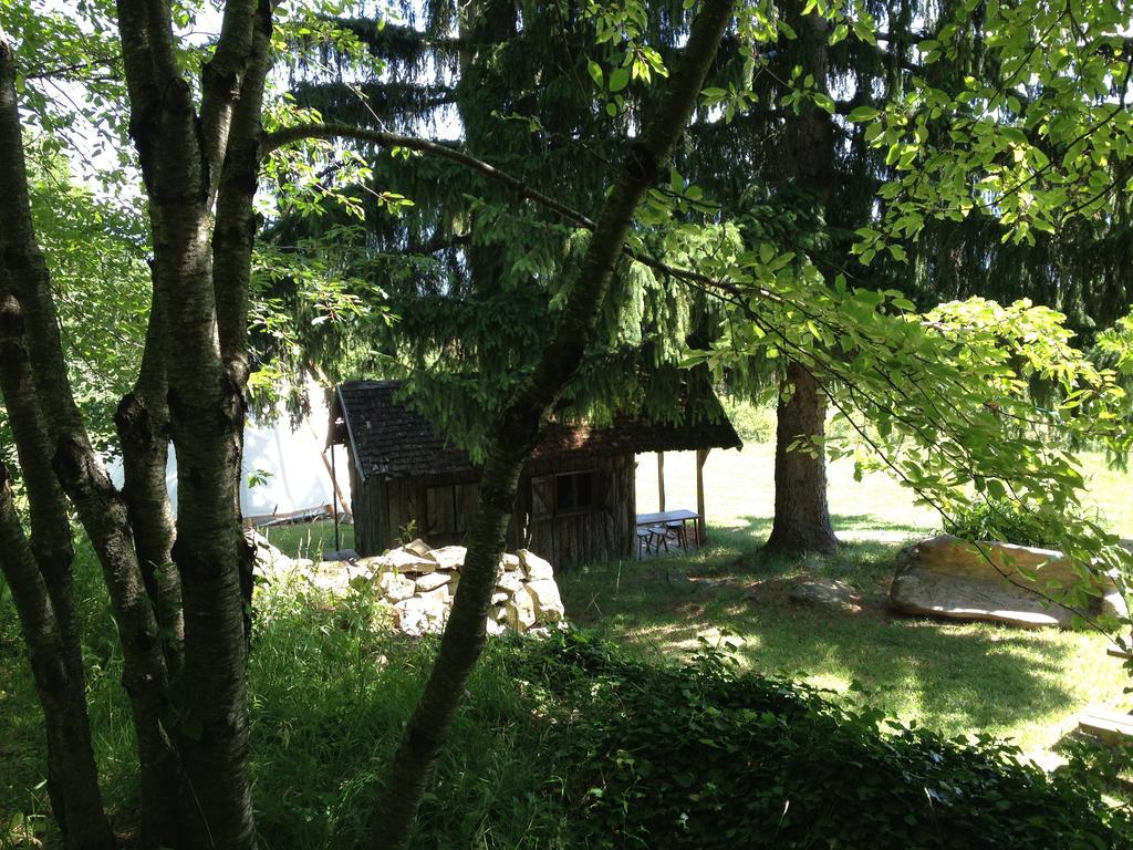 Bed and Breakfast Weekend En Provence Comps  Zewnętrze zdjęcie